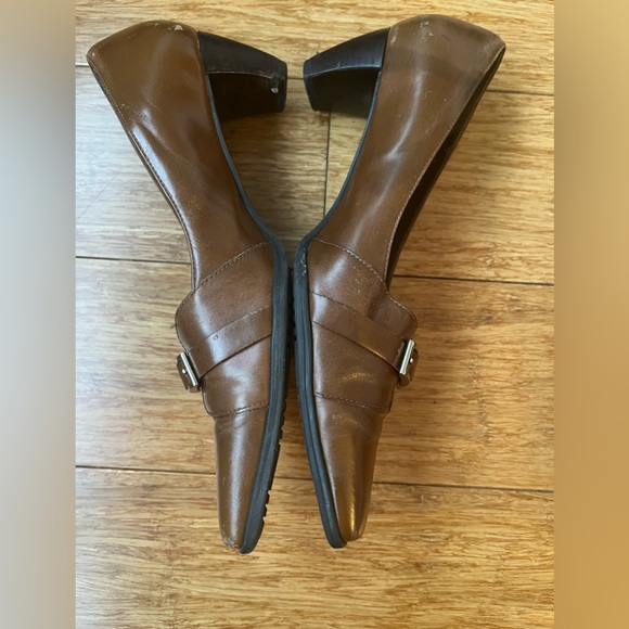 Naturalizer Women’s Square Pointy Toe Pump Leather Shoes Oak Brown 2” Block Heel - Picture 2 of 9